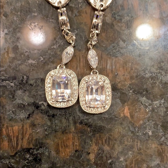 Norstrom Cubic Zirconium Halo Drop Earrings - Picture 3 of 4